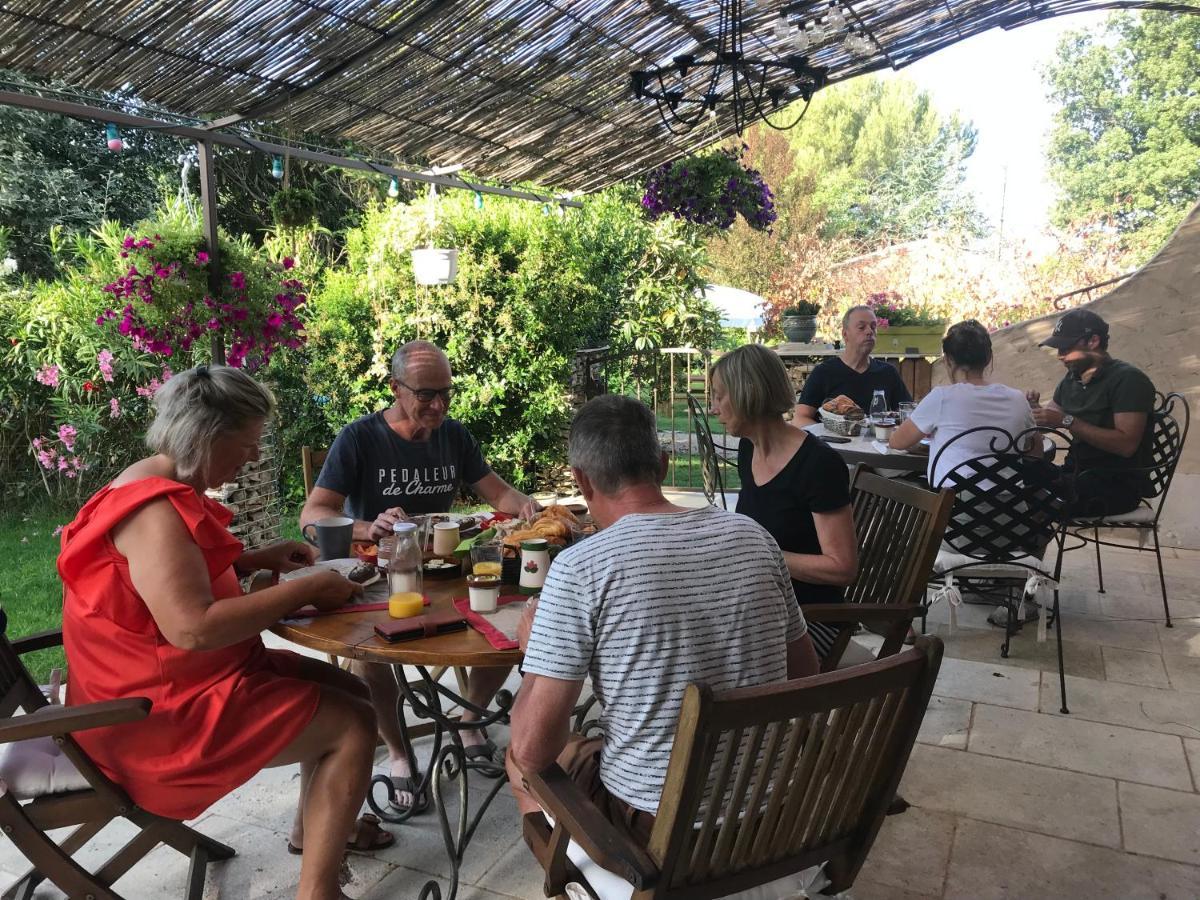 La belle histoire Gîte Ventoux Bédoin Extérieur photo