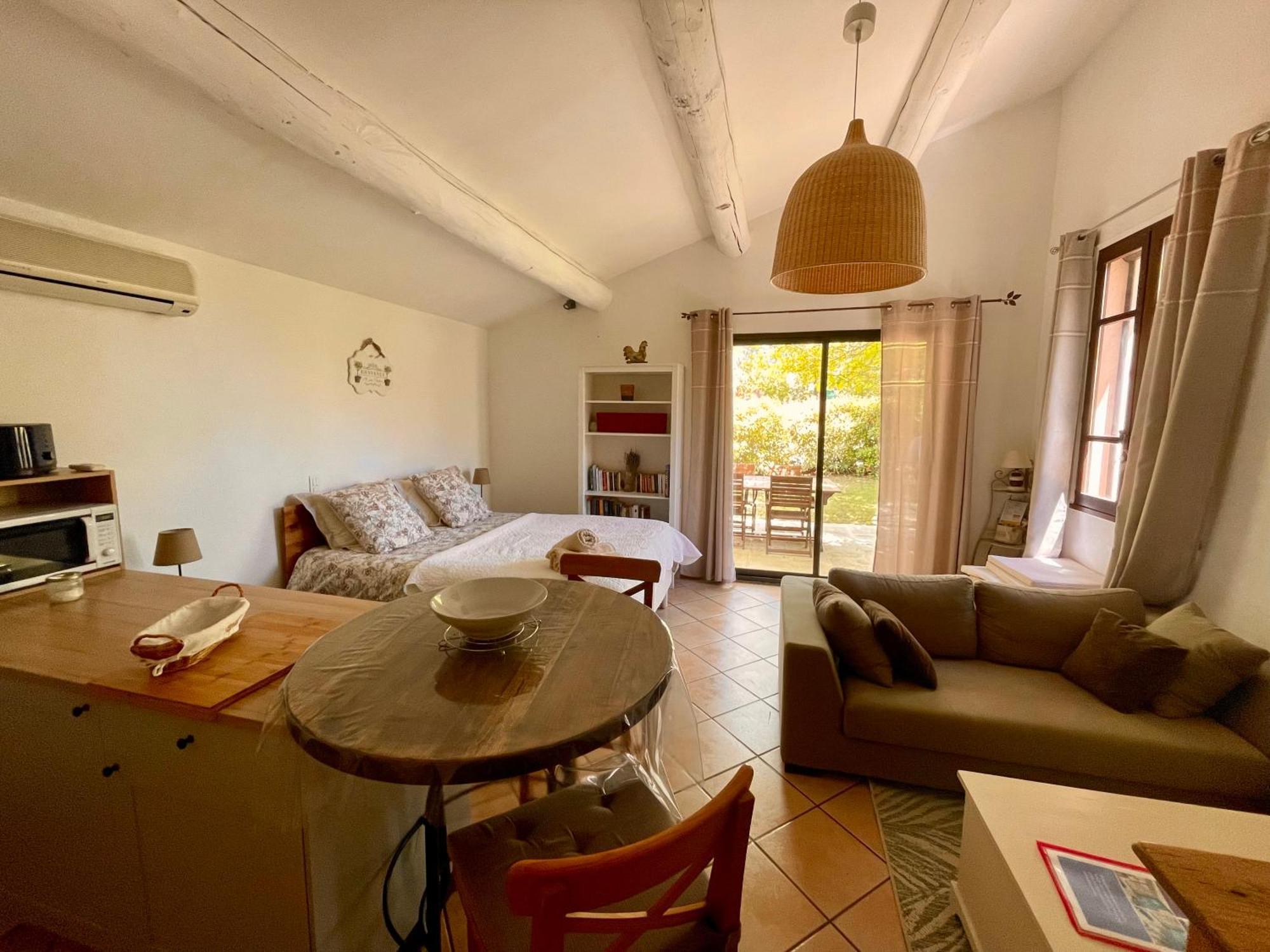 La belle histoire Gîte Ventoux Bédoin Extérieur photo